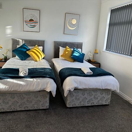 Hilltop Place Suites Near Doncaster Racecourse Екстериор снимка