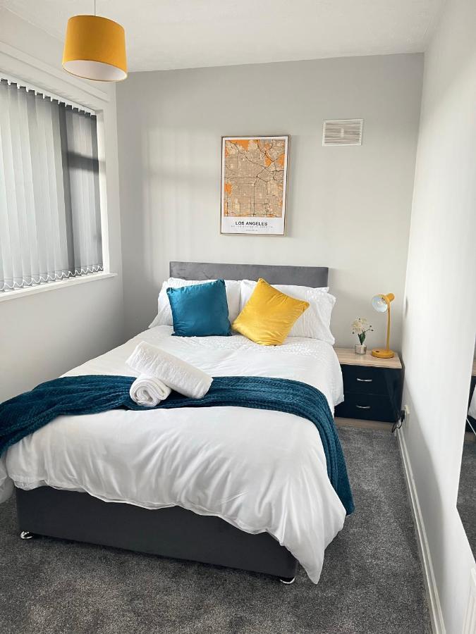 Hilltop Place Suites Near Doncaster Racecourse Екстериор снимка