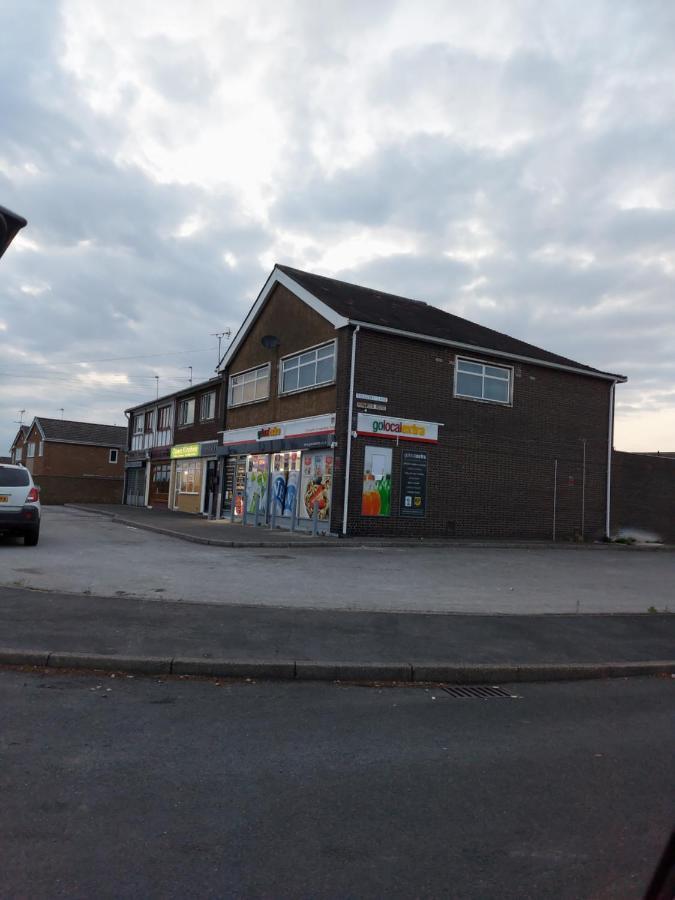 Hilltop Place Suites Near Doncaster Racecourse Екстериор снимка