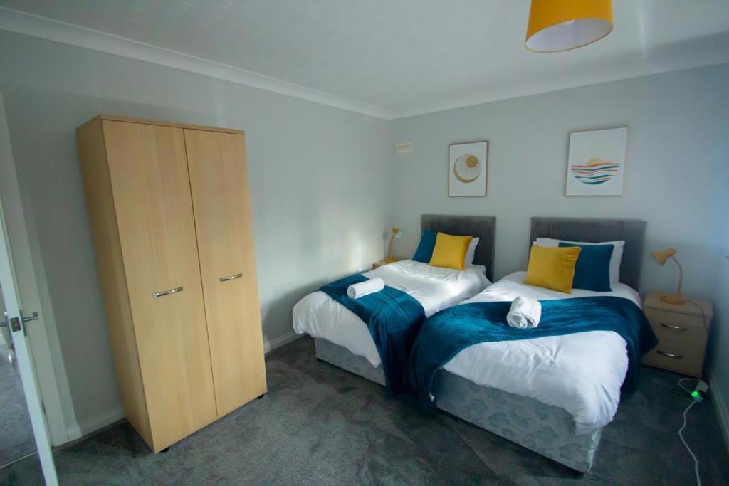 Hilltop Place Suites Near Doncaster Racecourse Екстериор снимка