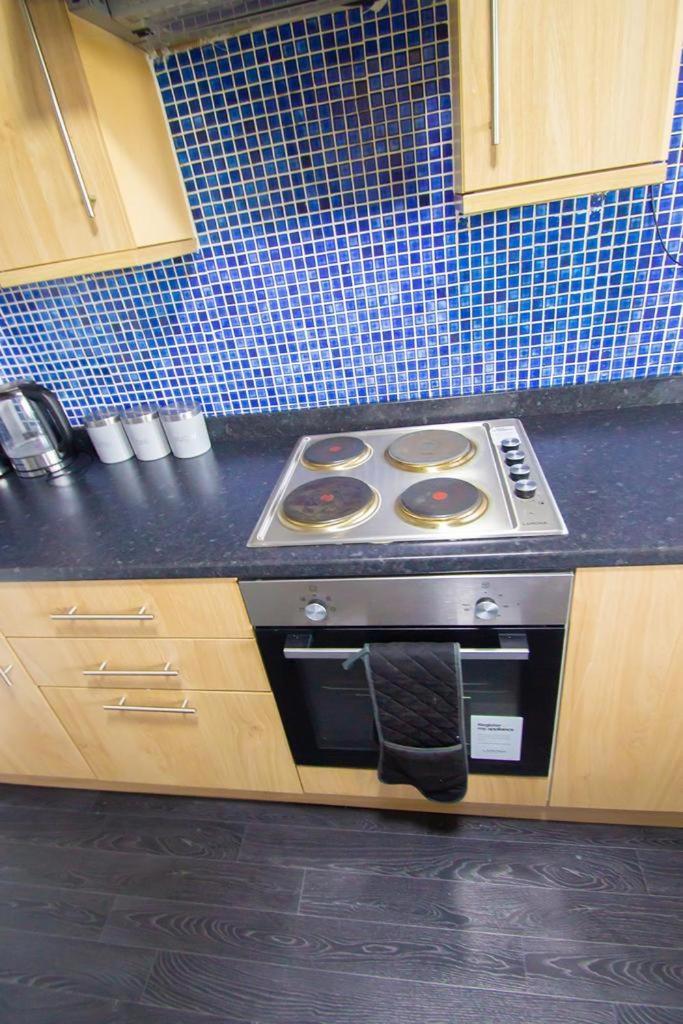 Hilltop Place Suites Near Doncaster Racecourse Екстериор снимка