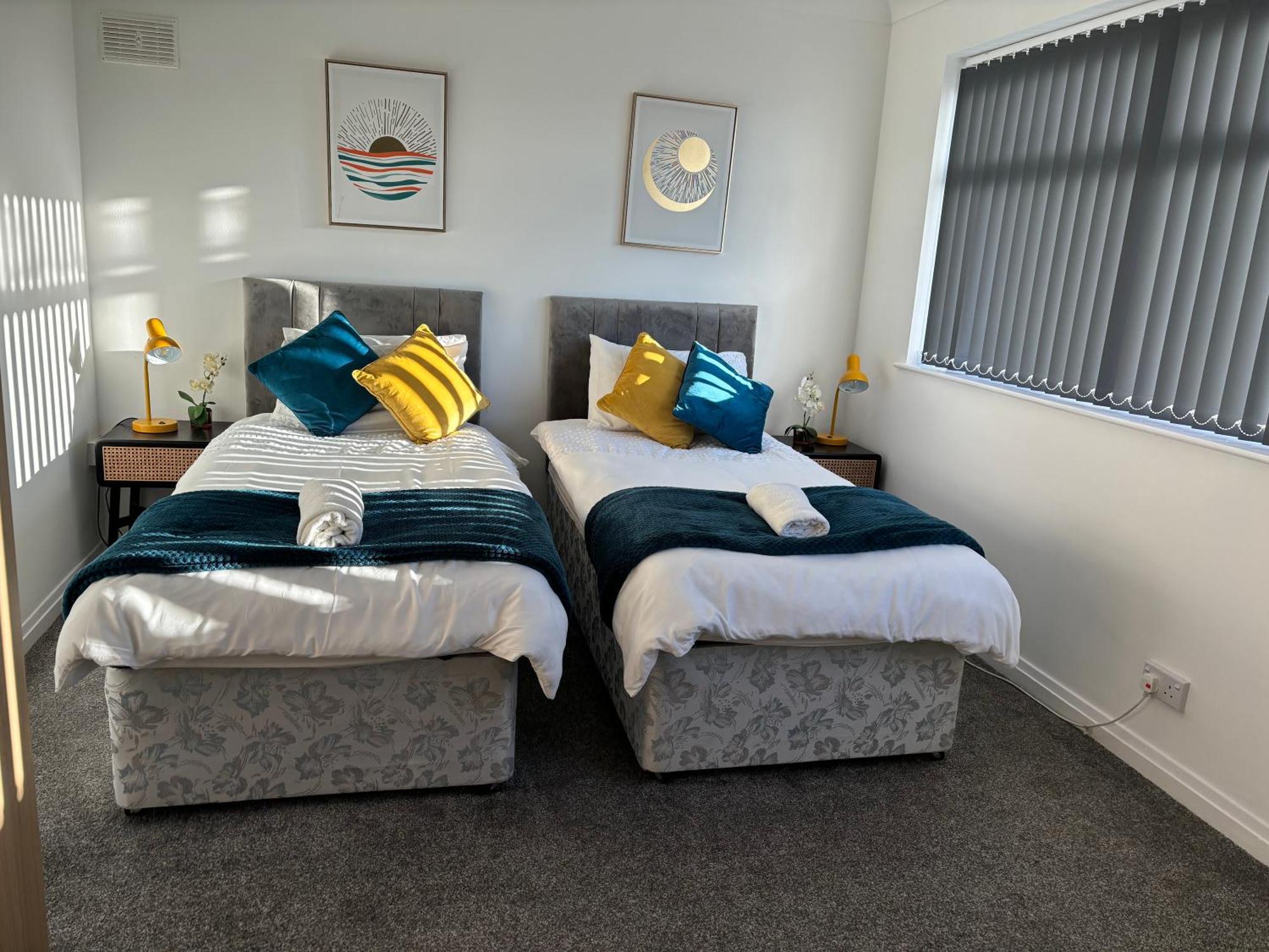 Hilltop Place Suites Near Doncaster Racecourse Екстериор снимка